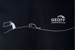  Tri�ko Geoff Anderson Organic Tee pollution �ierne