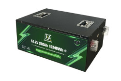 L�tiov� akumul�tor s ohrevom a Bluetooth pre inteligentn� monitorovanie stavu a kapacity