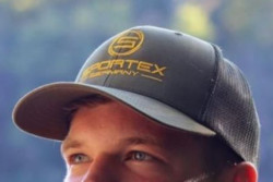  �iltovka SPORTEX Snap Back zelen� s logom